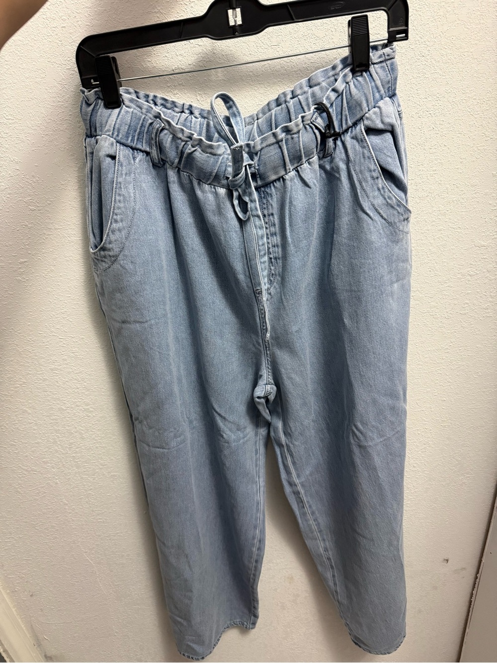 Light Wash Women’s Denim Pants